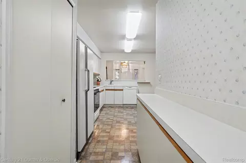 Entry Way - 1 Cornell Ct, Dearborn, MI 48124 photo 1 of 2