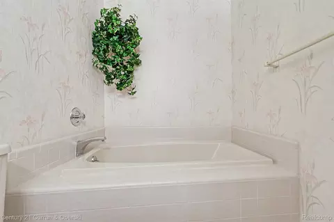 Bath - 1 Cornell Ct, Dearborn, MI 48124 photo 2 of 8