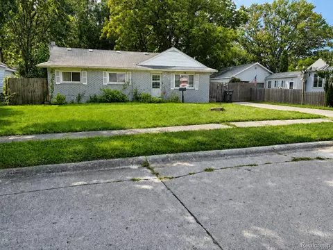 264 Helen St, Inkster, MI 48141