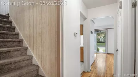 Entry Way - 3536 Cornell St, Dearborn, MI 48124 photo 3 of 4