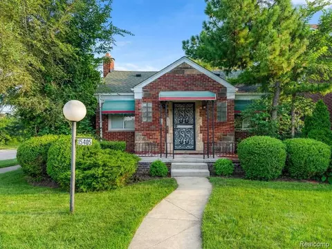 15405 Young St, Detroit, MI 48205