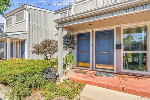 9631 Harbour Cove Ct, Ypsilanti, MI 48197