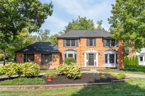 42518 Steepleview St, Northville, MI 48168