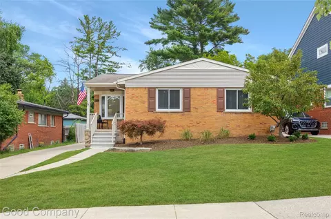 606 Magnolia Ave, Royal Oak, MI 48073