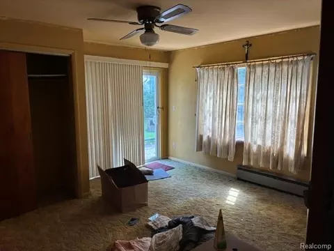 Bedroom - 215 10th St W, Flint, MI 48503 photo 2 of 4