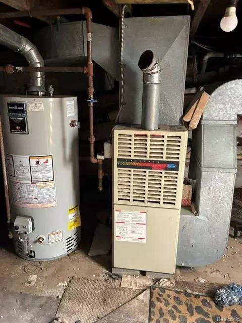 Other - 215 10th St W, Flint, MI 48503 photo 5 of 11