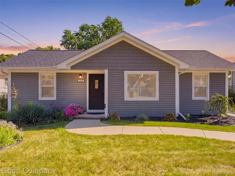 1112 Millard Ave, Royal Oak, MI 48073