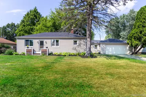 5555 Botsford Ave, Sterling Heights, MI 48310