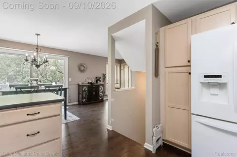 Entry Way - 2529 Pine Dr, Wixom, MI 48393 photo 1 of 2