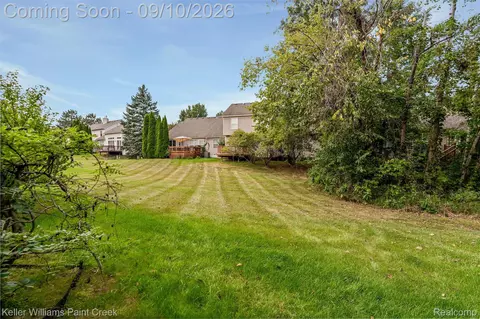Exterior - 2529 Pine Dr, Wixom, MI 48393 photo 5 of 8