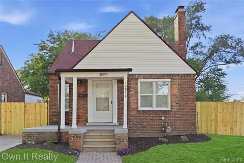 18979 Lindsay St, Detroit, MI 48235
