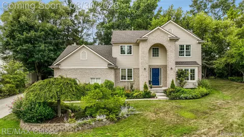 20756 Hannah Ct, Novi, MI 48375