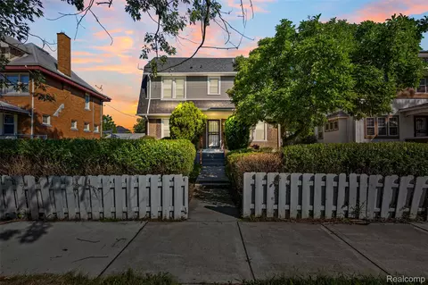 878 Lawrence St, Detroit, MI 48202