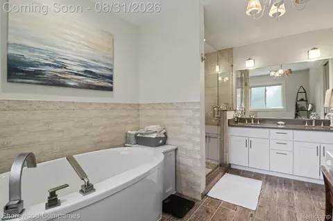 Bath - 3144 Upton Dr, Troy, MI 48084 photo 3 of 3