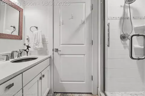 Bath - 3144 Upton Dr, Troy, MI 48084 photo 2 of 3