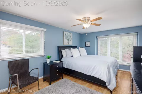 Bedroom - 2371 Red Maple Dr, Troy, MI 48098 photo 5 of 6