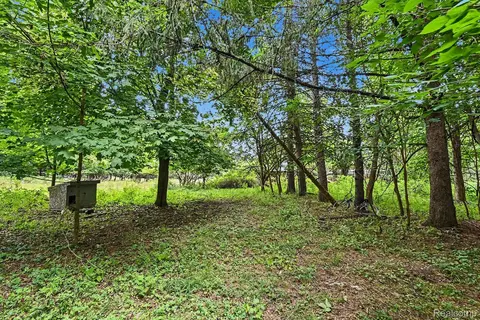 Exterior - 8145 Beardslee Rd, Bennington, MI 48867 photo 9 of 9