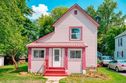 614 Church St, Fowlerville, MI 48836