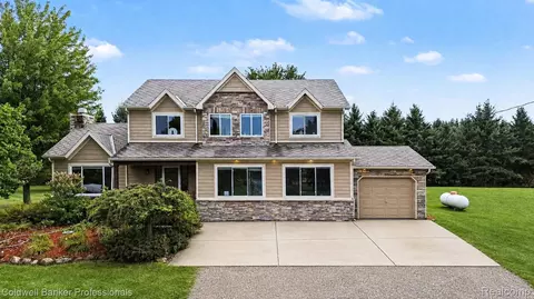 3775 Reamer Rd, Oregon, MI 48446