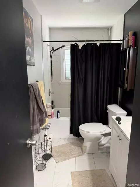 8953 William St, Taylor, MI 48180 photo 5