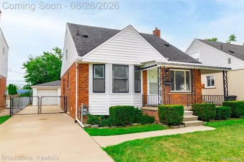 21320 Frazho St, Saint Clair Shores, MI 48081