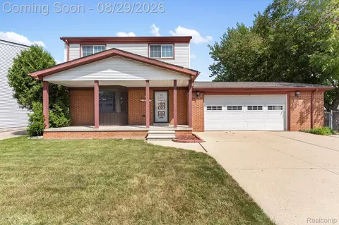 25839 Fairgrove St, Woodhaven, MI 48183