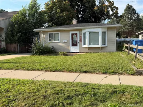25536 Powers Ave, Dearborn Heights, MI 48125