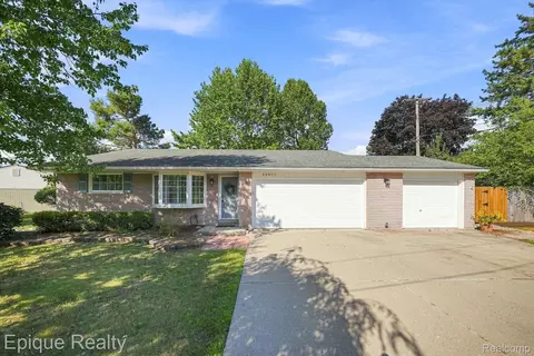 23571 E Le Bost, Novi, MI 48375
