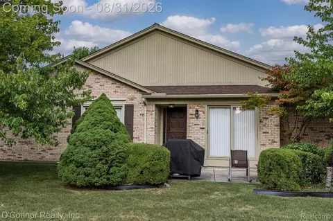 15903 Plymouth Dr, Clinton Township, MI 48038