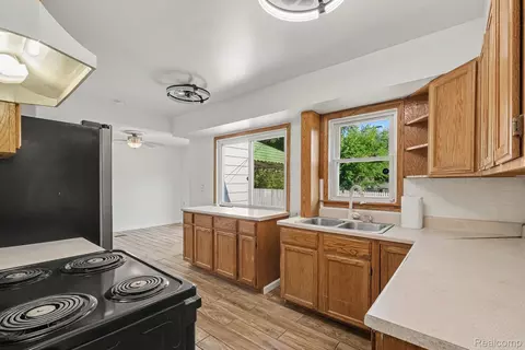 Kitchen - 1210 Simca St, Flint, MI 48507 photo 2 of 2