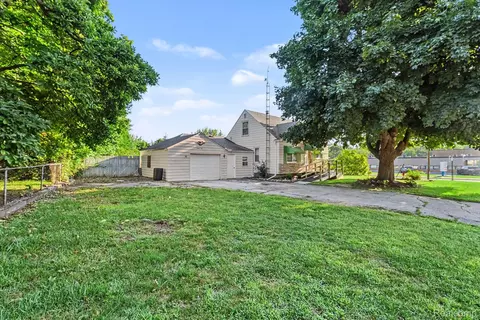 Exterior - 1210 Simca St, Flint, MI 48507 photo 1 of 3
