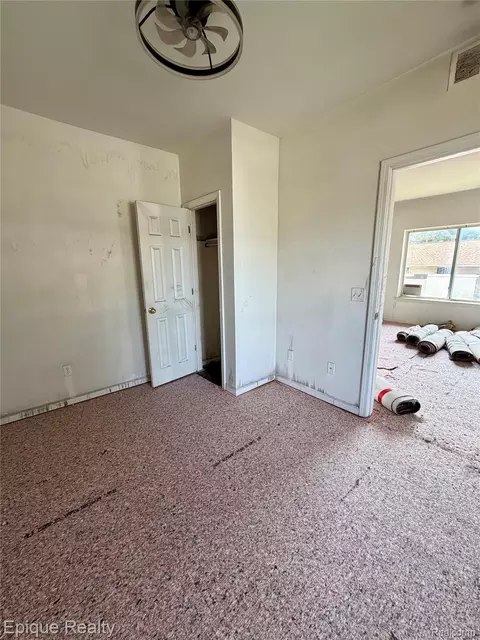 Bedroom - 1700 Delaware Ave, Flint, MI 48506 photo 1 of 2