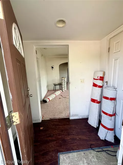 Entry Way - 1700 Delaware Ave, Flint, MI 48506 photo 1 of 1