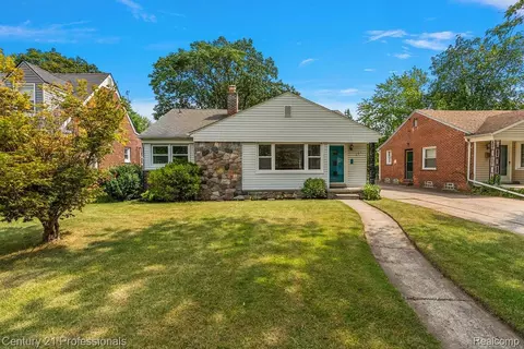 607 Lawson St, Royal Oak, MI 48067