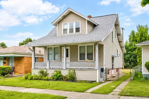 7271 Wiegand, Center Line, MI 48015