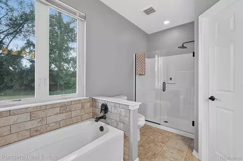 Bath - 5127 Clyde Rd, Oceola, MI 48855 photo 2 of 8