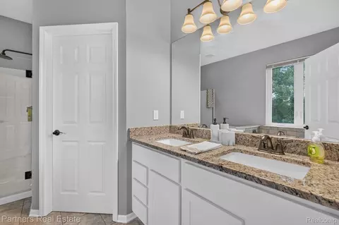 Bath - 5127 Clyde Rd, Oceola, MI 48855 photo 1 of 8