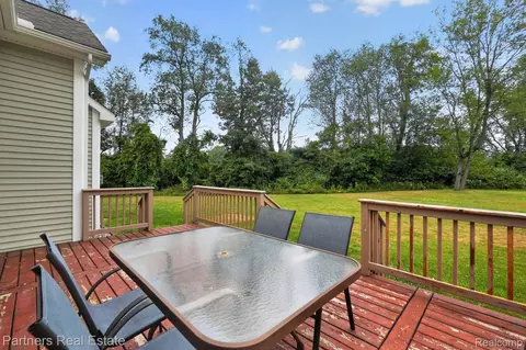Exterior - 5127 Clyde Rd, Oceola, MI 48855 photo 4 of 7