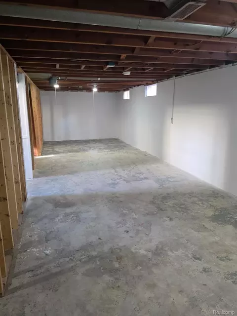 Other - 1126 Ossington Ave, Flint, MI 48507 photo 8 of 10