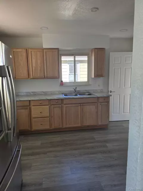 Other - 1126 Ossington Ave, Flint, MI 48507 photo 2 of 10