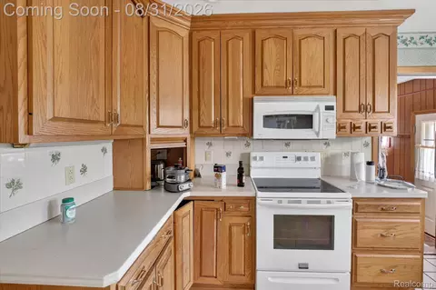 Kitchen - 10165 Talladay Rd, Augusta, MI 48191 photo 5 of 6