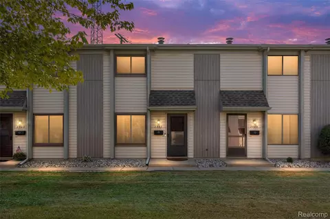 2547 Samoset Rd, Royal Oak, MI 48073