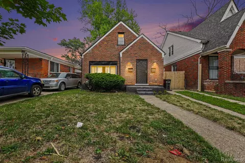12622 Promenade St, Detroit, MI 48213