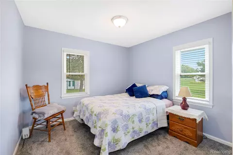 Bedroom - 3363 E Pierson Rd, Flint, MI 48506 photo 2 of 4