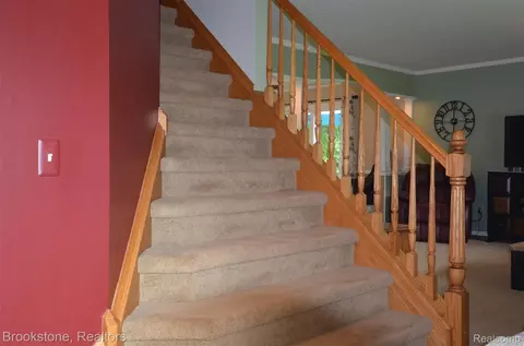 Entry Way - 9828 Hadley Rd, Independence, MI 48348 photo 6 of 6