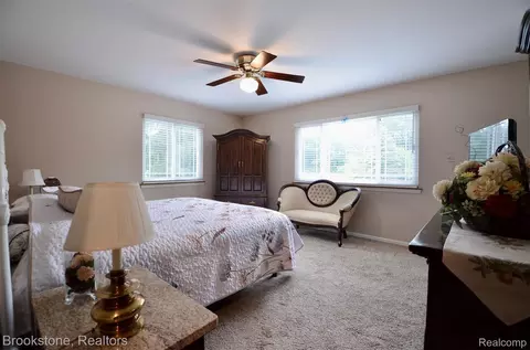 Bedroom - 9828 Hadley Rd, Independence, MI 48348 photo 1 of 13
