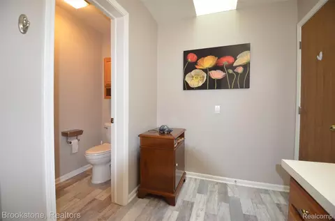 Entry Way - 9828 Hadley Rd, Independence, MI 48348 photo 4 of 6