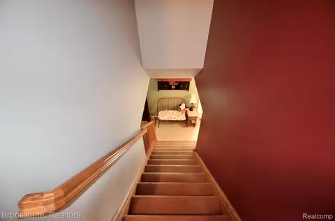 Entry Way - 9828 Hadley Rd, Independence, MI 48348 photo 5 of 6
