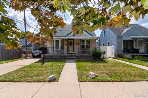 2267 Rose Ave, Lincoln Park, MI 48146