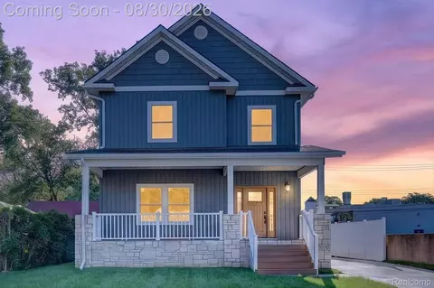 1820 Robina Ave, Berkley, MI 48072